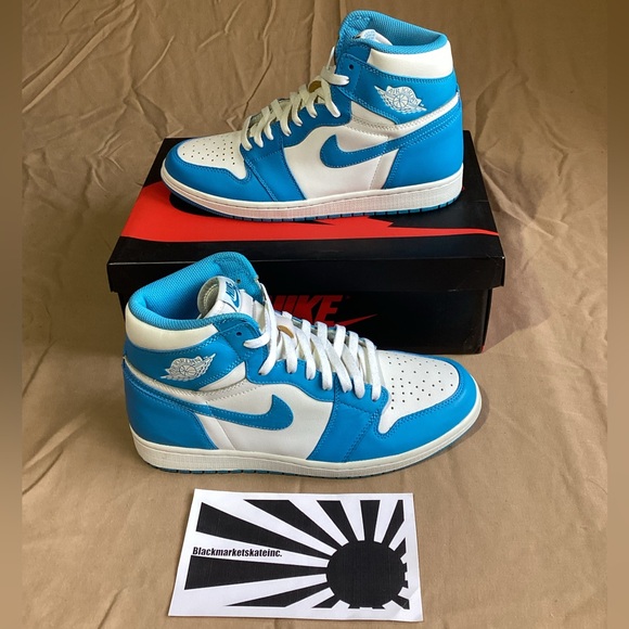 Nike Air Jordan 1 Retro High OG UNC 2015 555088-117 Men's Size 10.5 - Picture 1 of 8